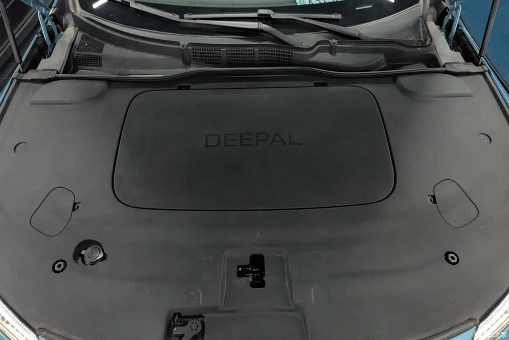 Deepal L07, 2024 10