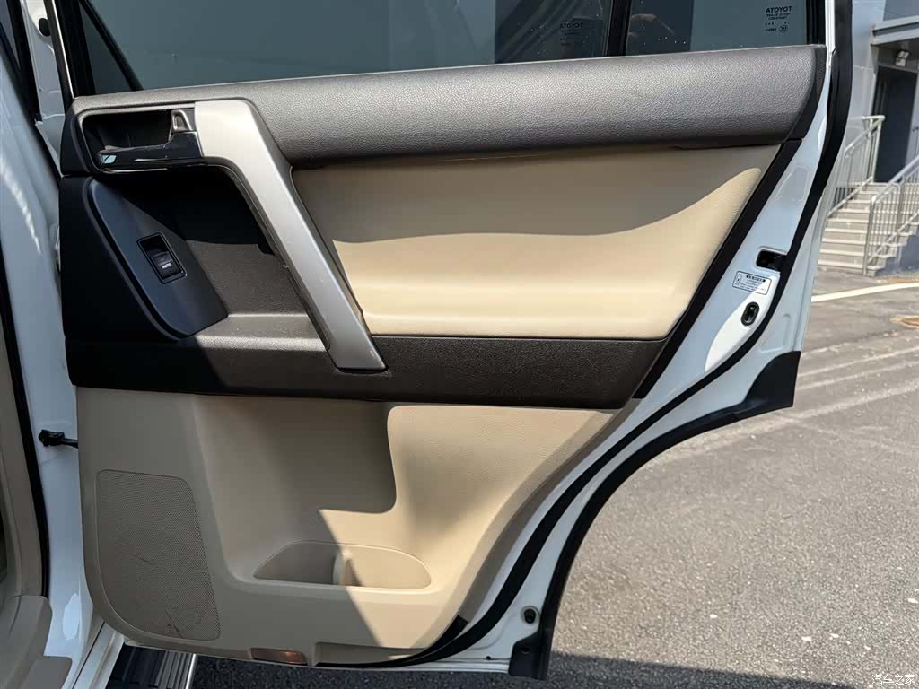 Toyota Prado, 2013 20