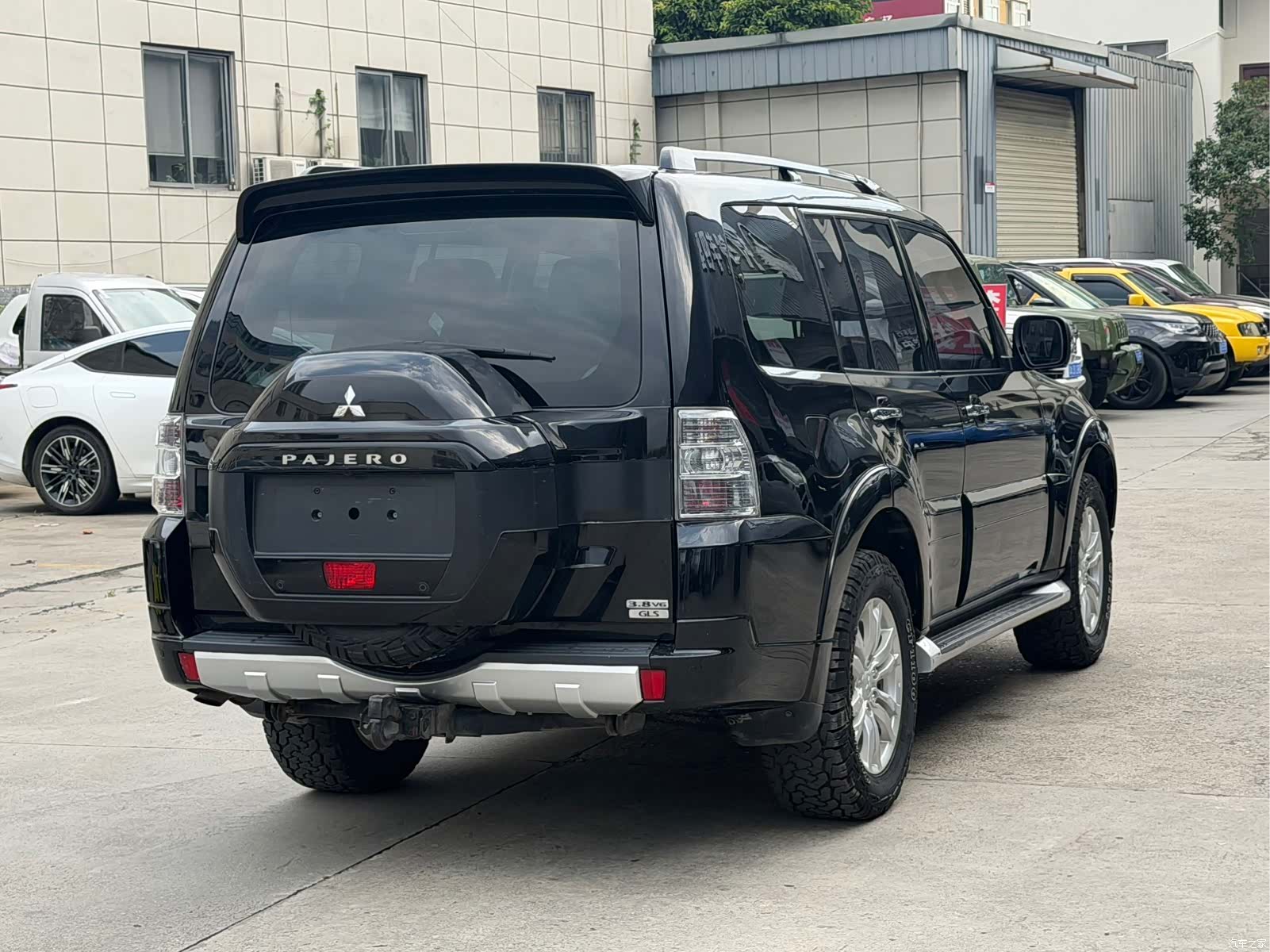 Mitsubishi Pajero, 2018 11