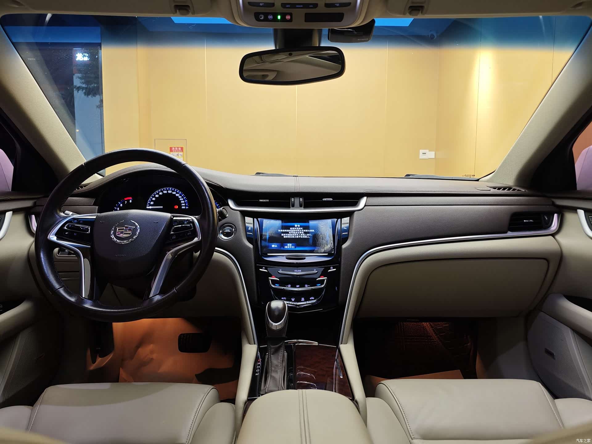 Cadillac XTS, 2015 21