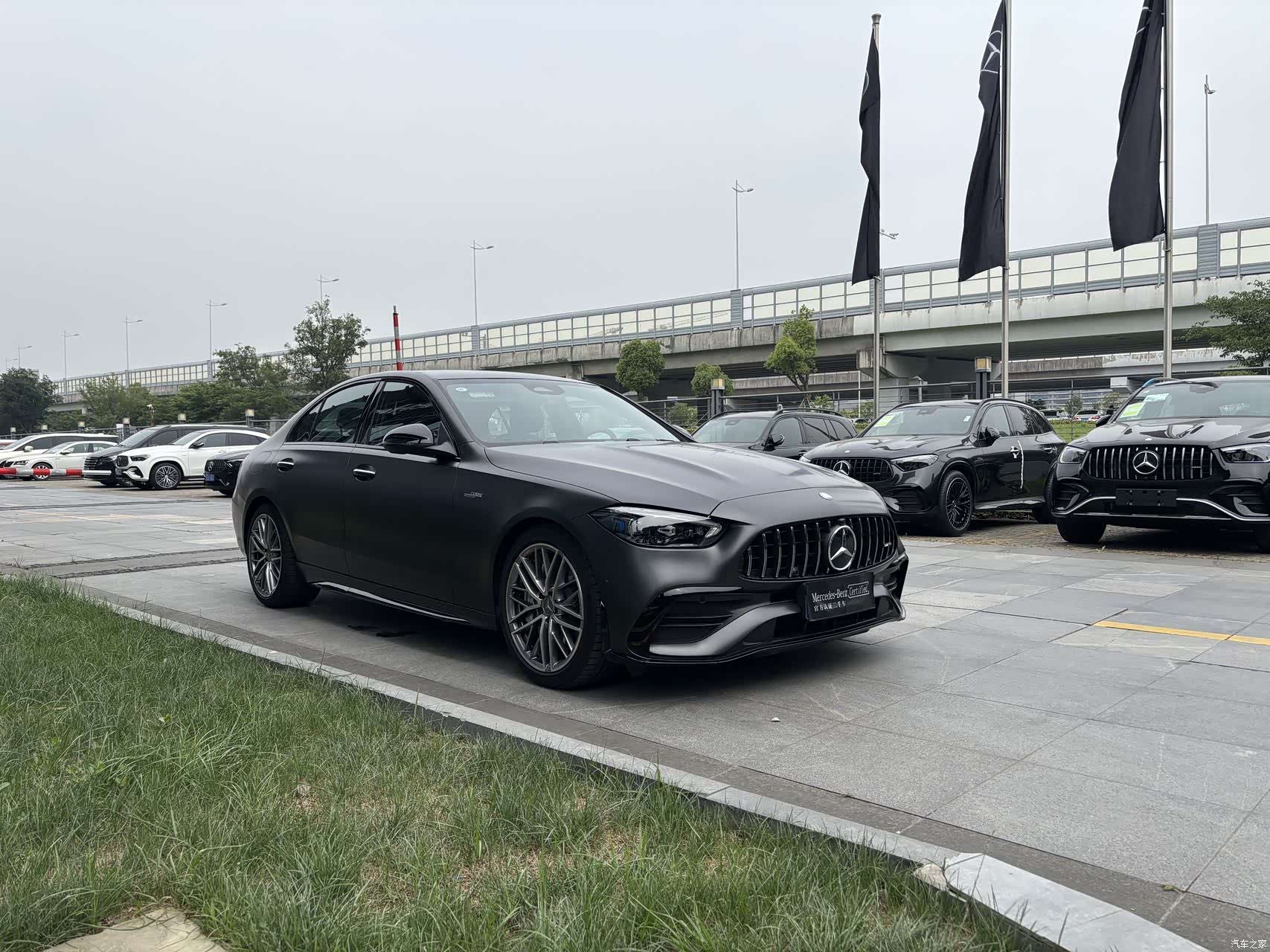 Mercedes-Benz C-Class, 2025 3