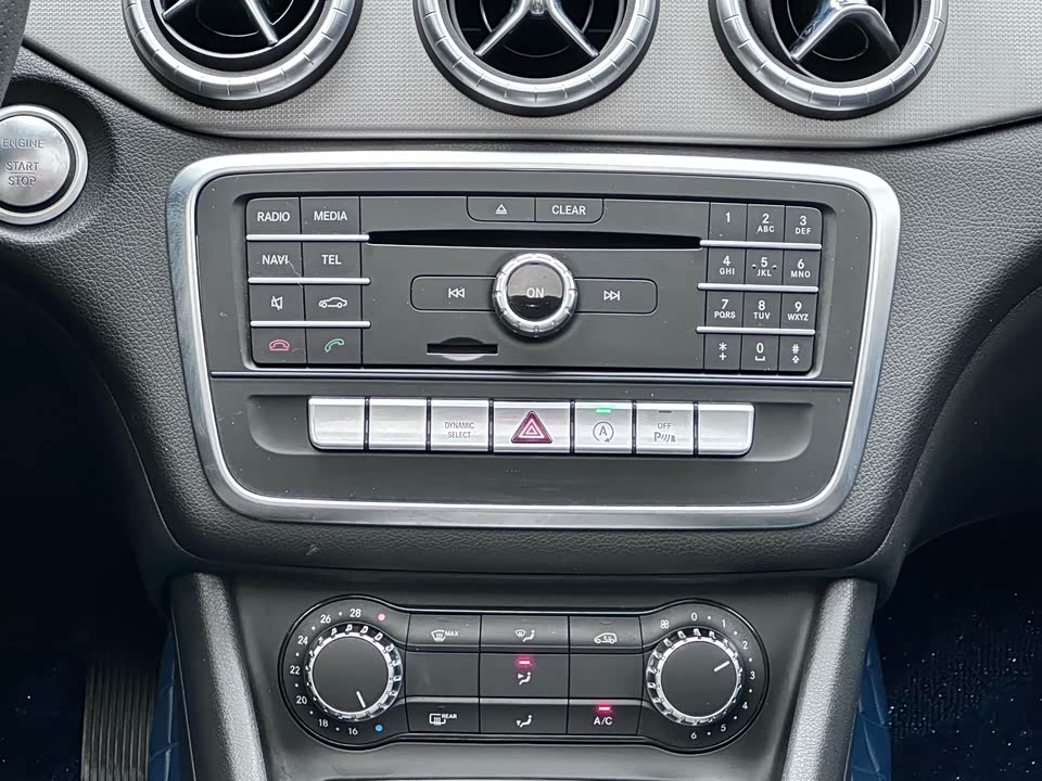 Mercedes-Benz CLA
