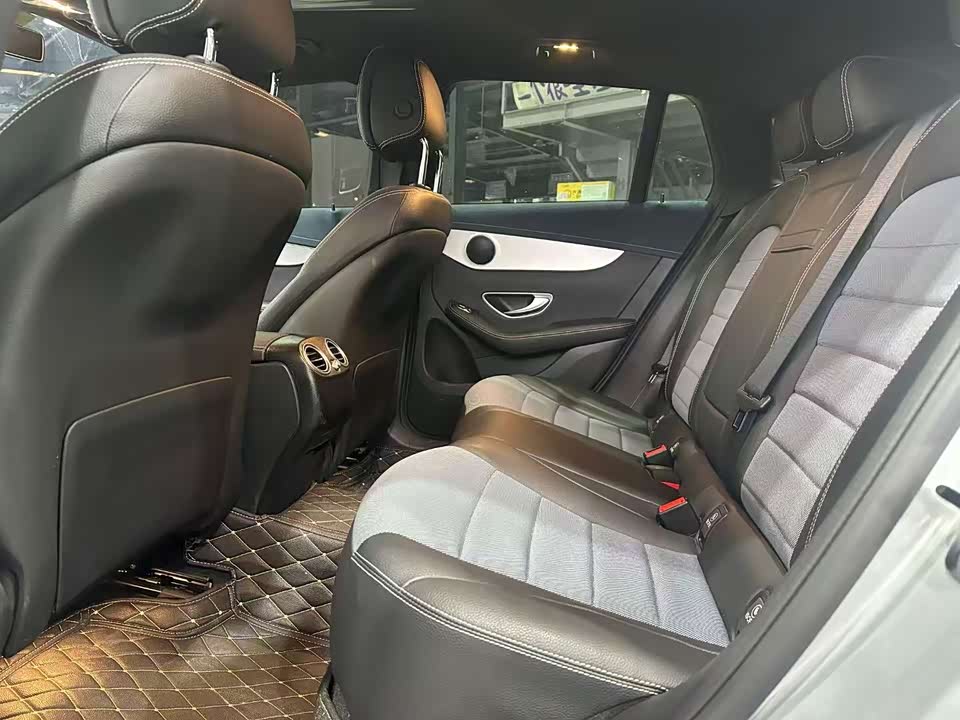 Mercedes-Benz EQC Mercedes-Benz EQC