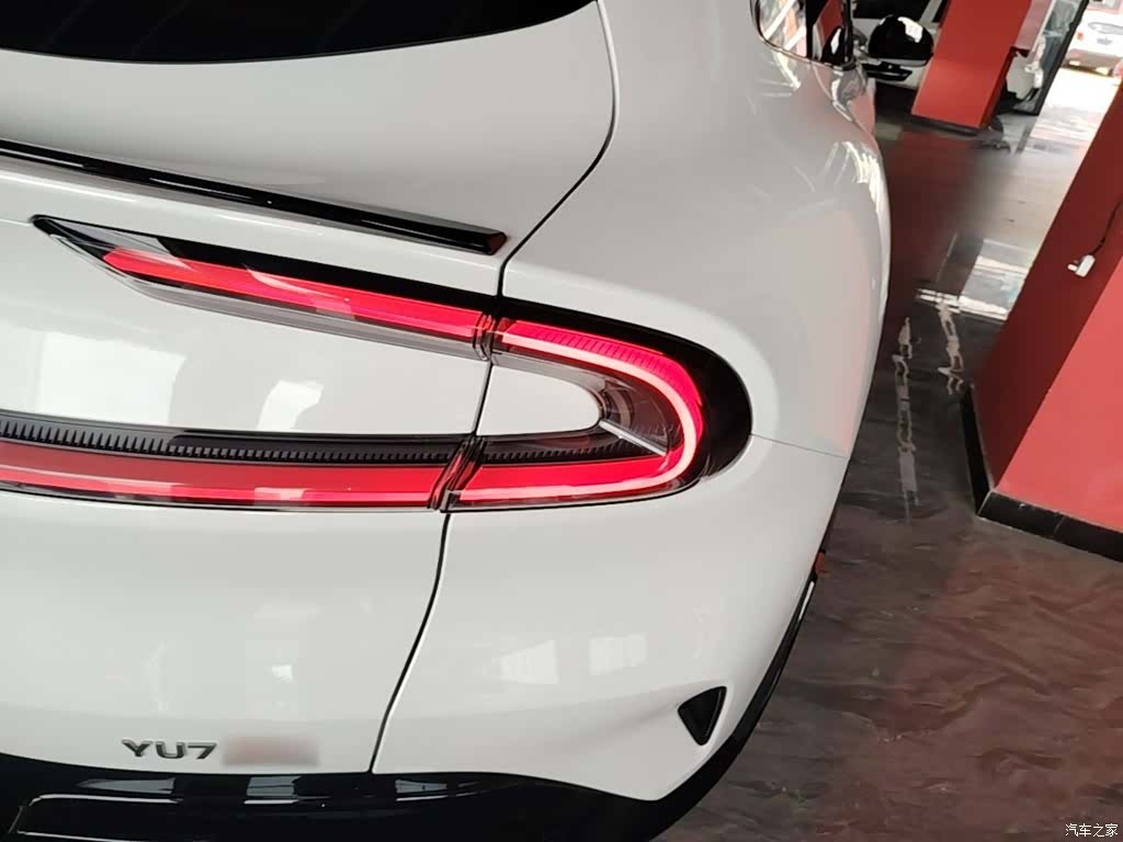 Xiaomi YU7, 2025 24
