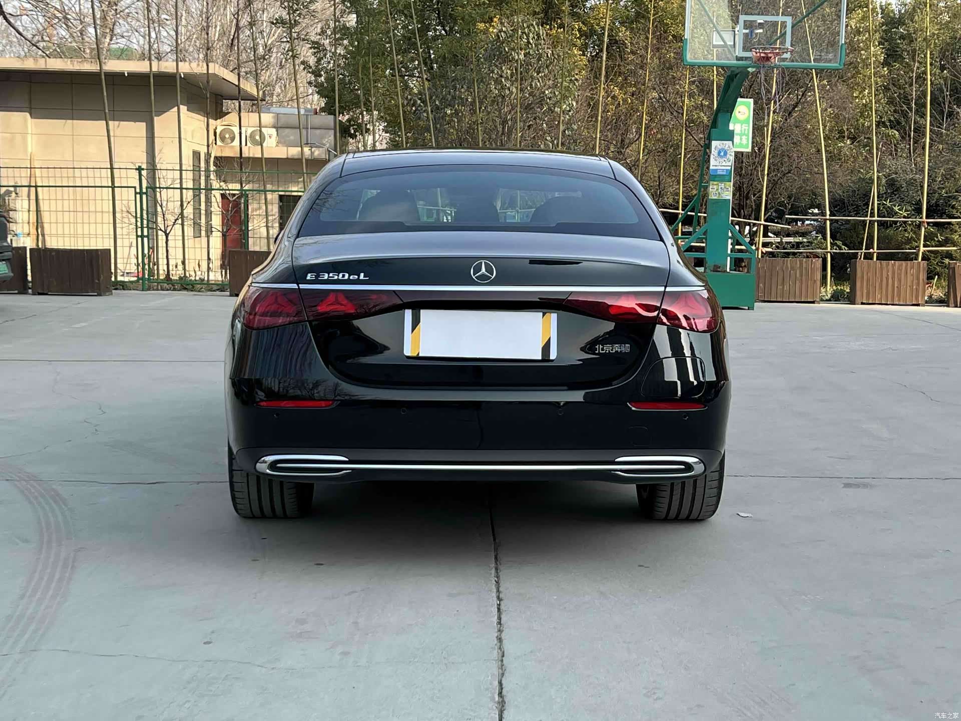 Mercedes-Benz E-Class, 2024 9