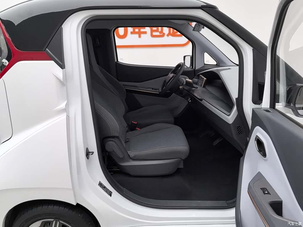 Wuling NanoEV, 2022 23