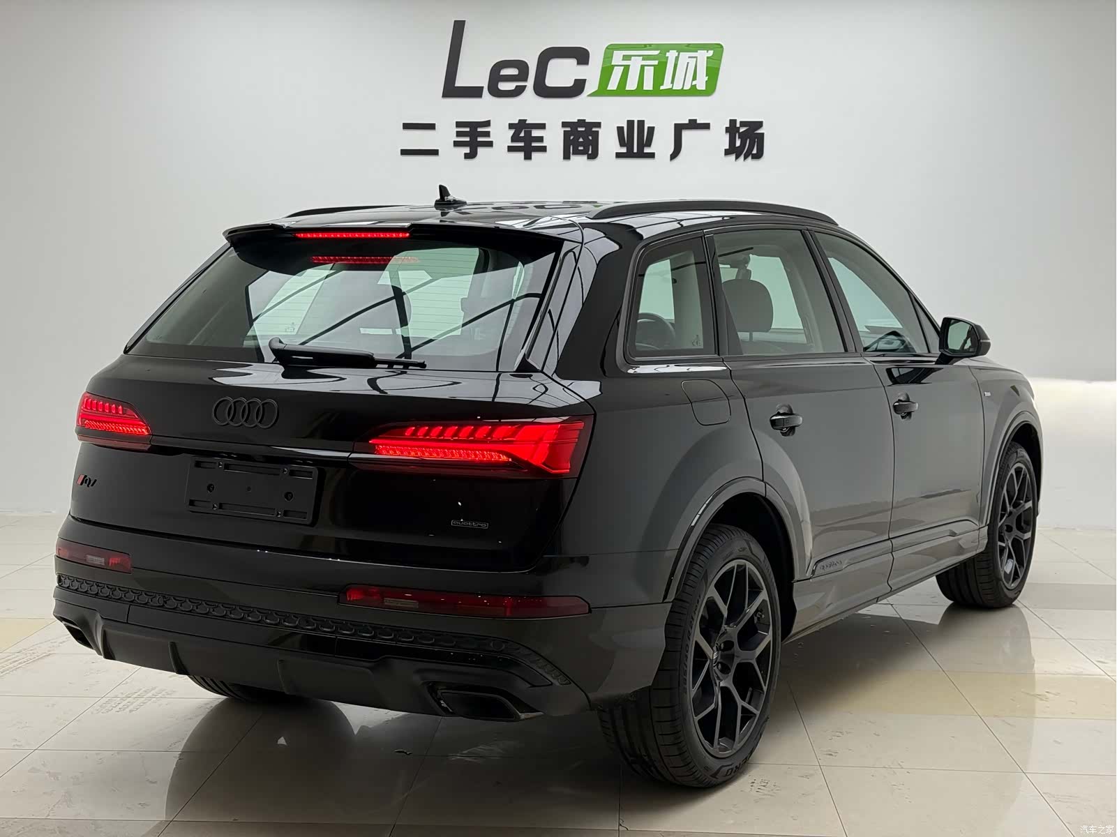 Audi Q7, 2026 6