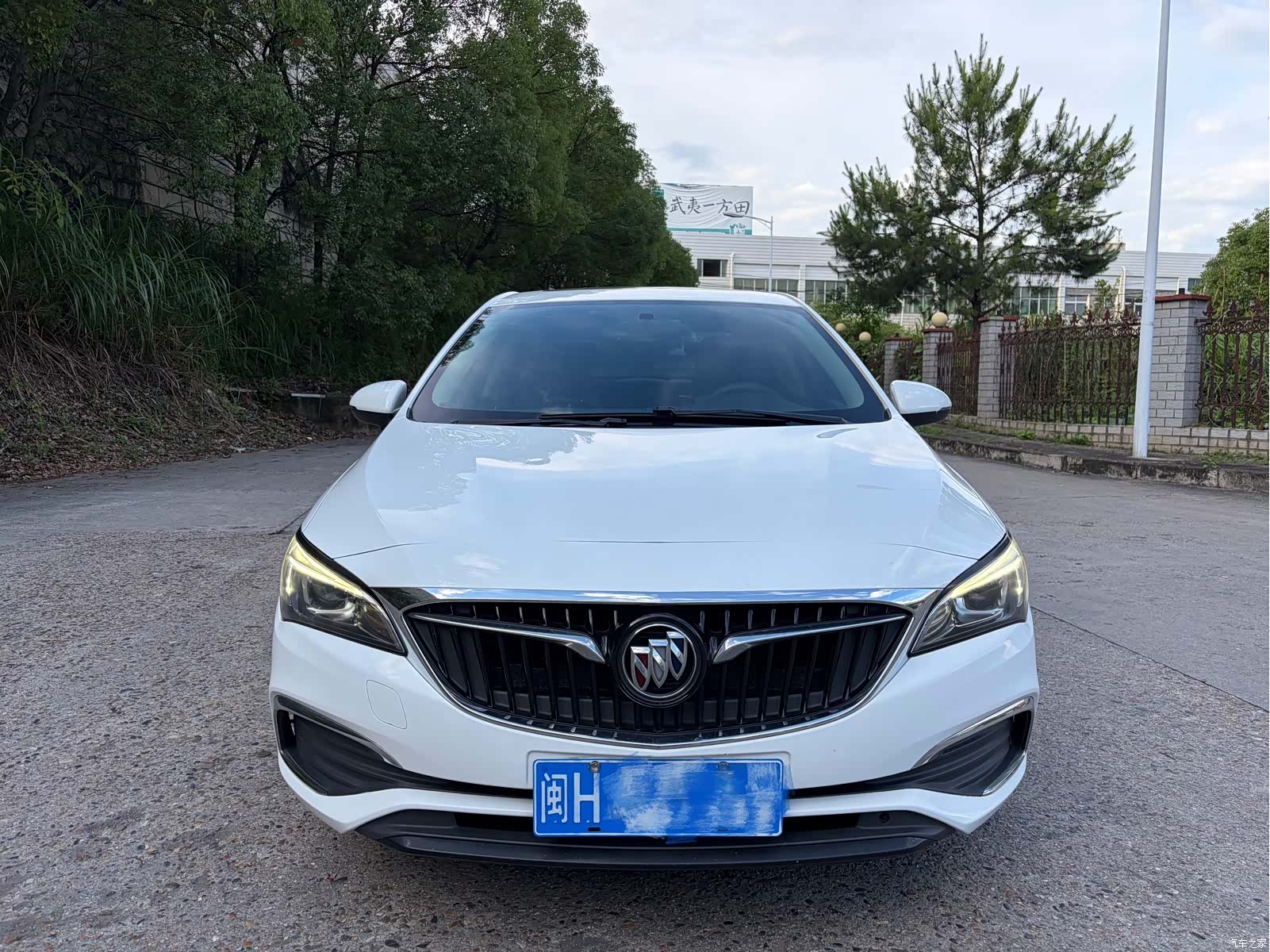 Buick Verano, 2017 2
