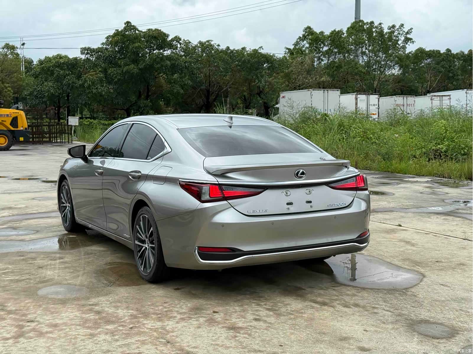 Lexus ES, 2022 7