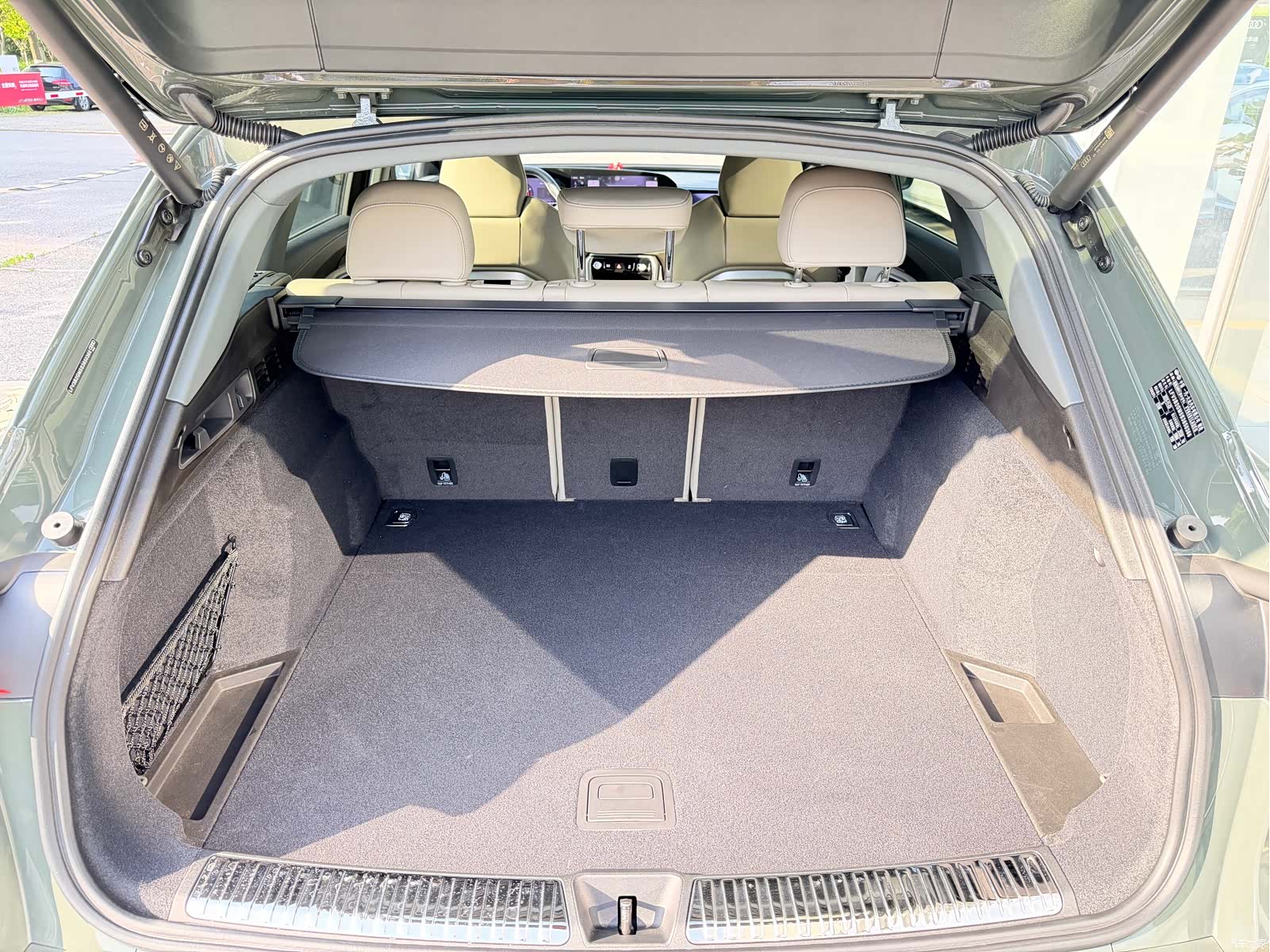 Audi Q5L, 2026 13