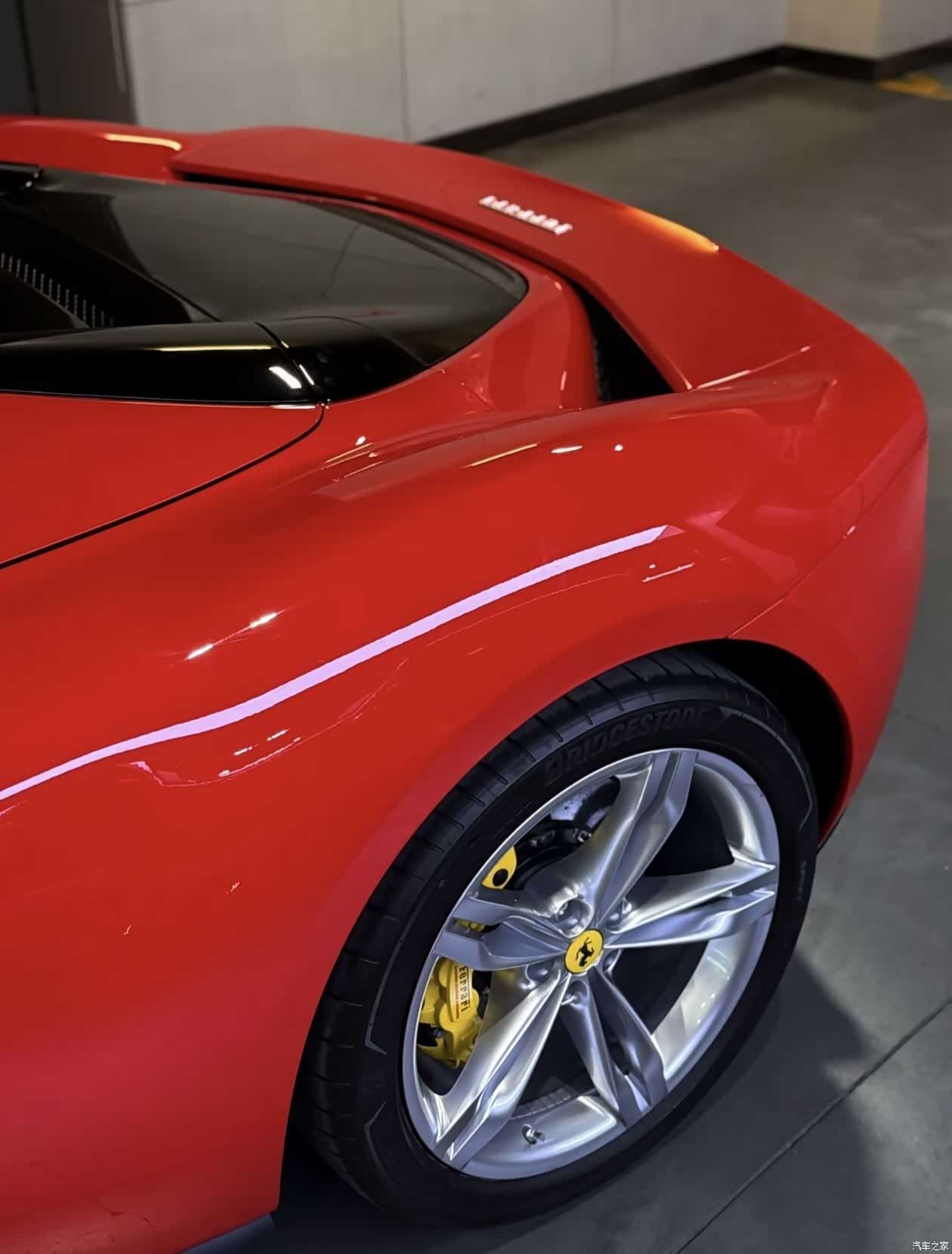 Ferrari 296, 2023 7