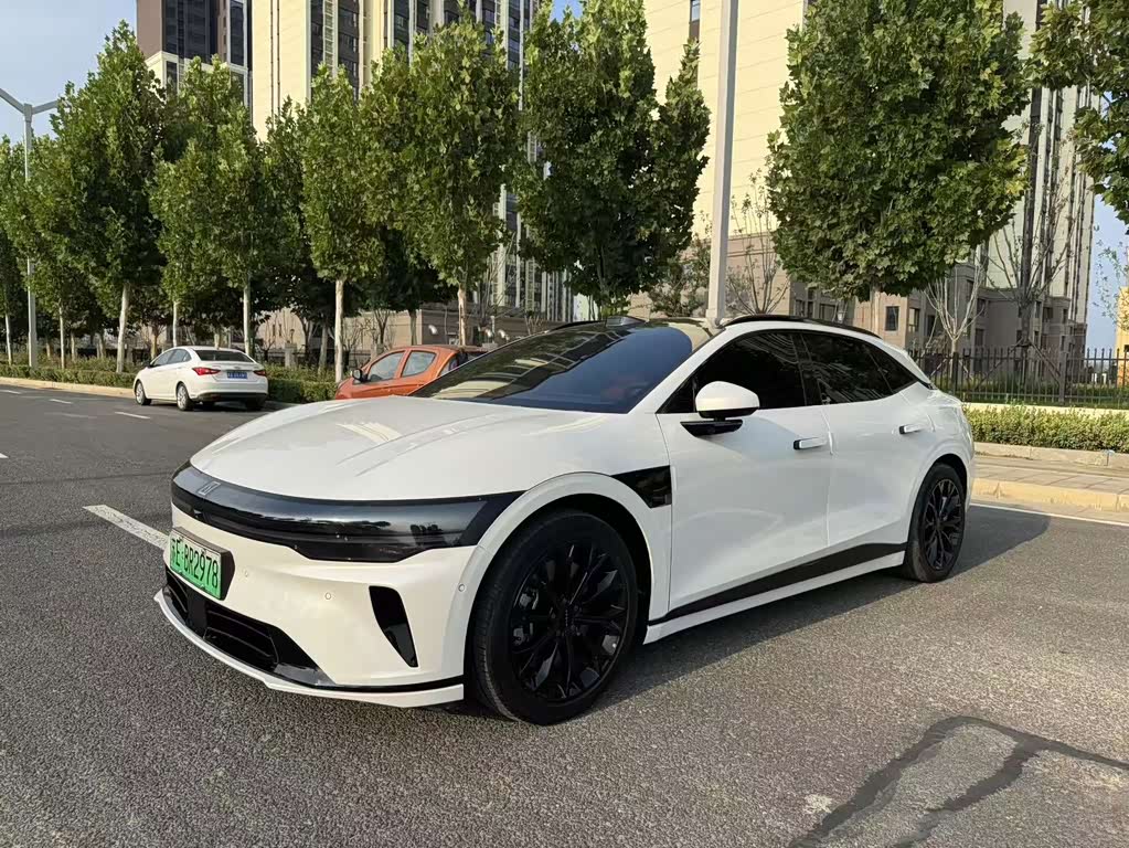 Zeekr 007GT