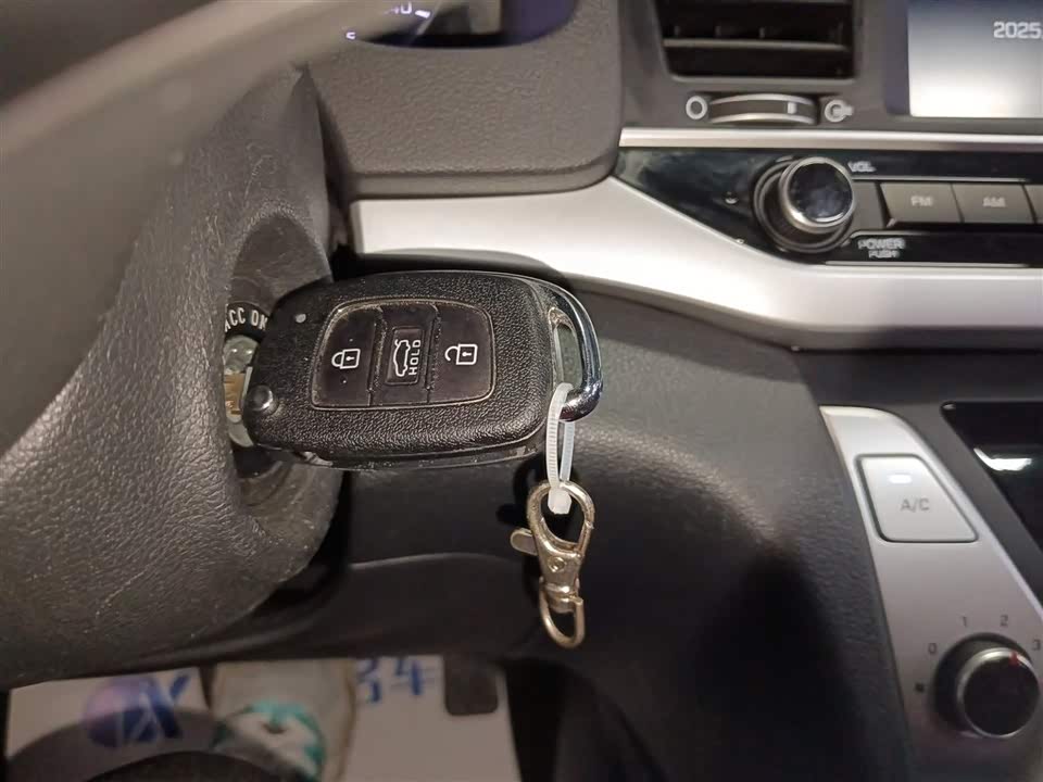 Hyundai Lead Hyundai Lead