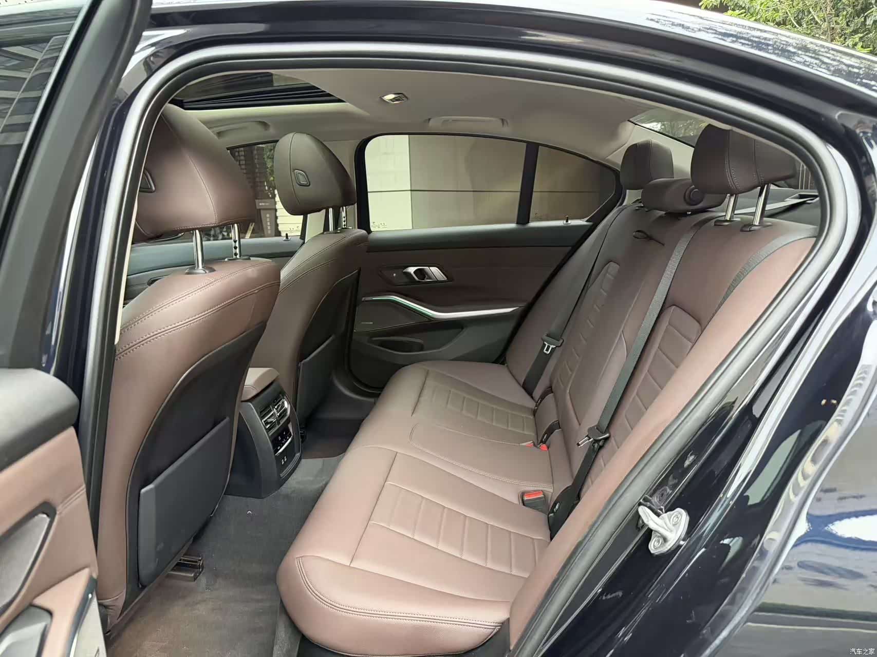 BMW 3 Series, 2020 6