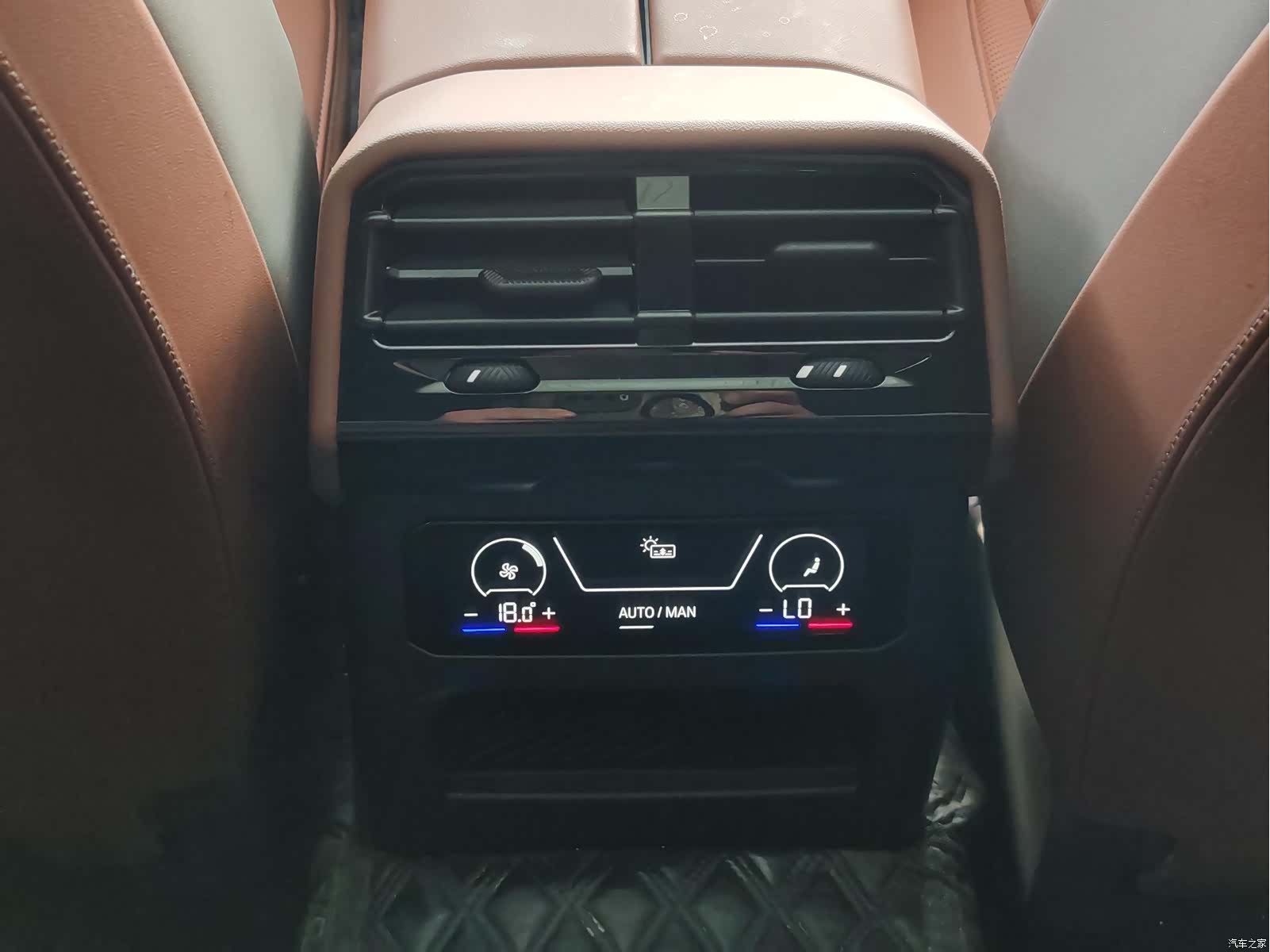 BMW 5 Series, 2024 10