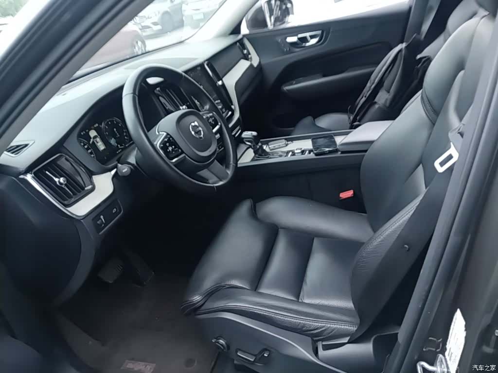 Volvo XC60, 2019 15