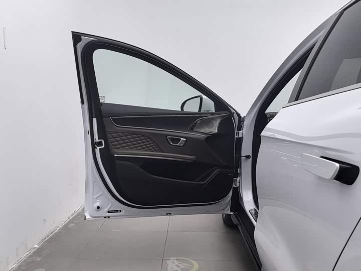BYD Han 2022 DM-i 121KM zun xiang xing