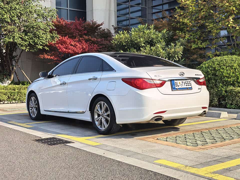 Hyundai Sonata