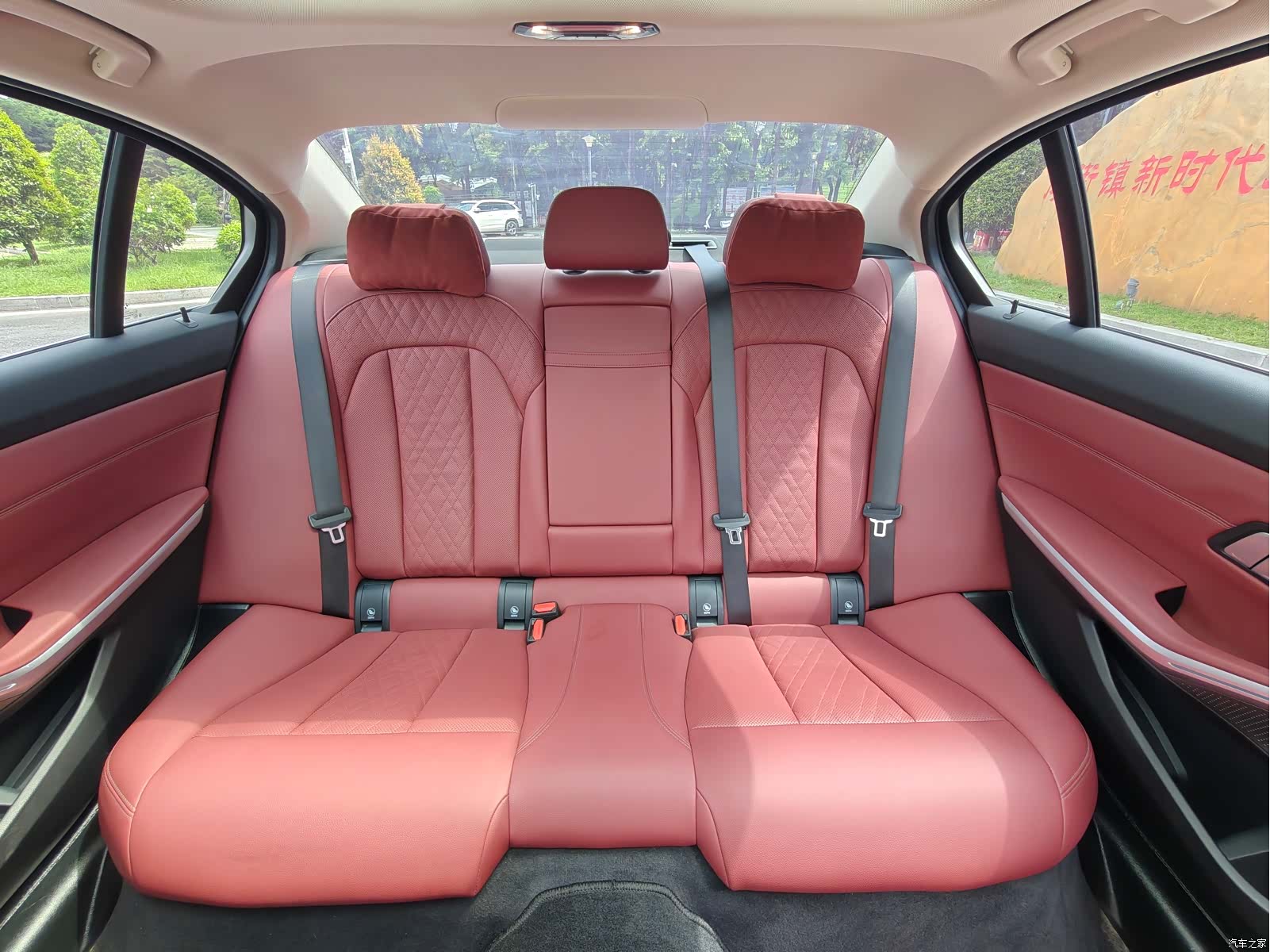 BMW i3, 2024 12