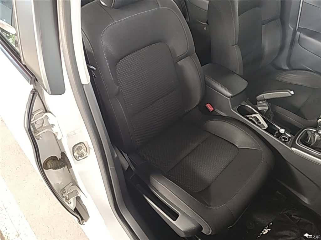Citroen C4, 2018 25