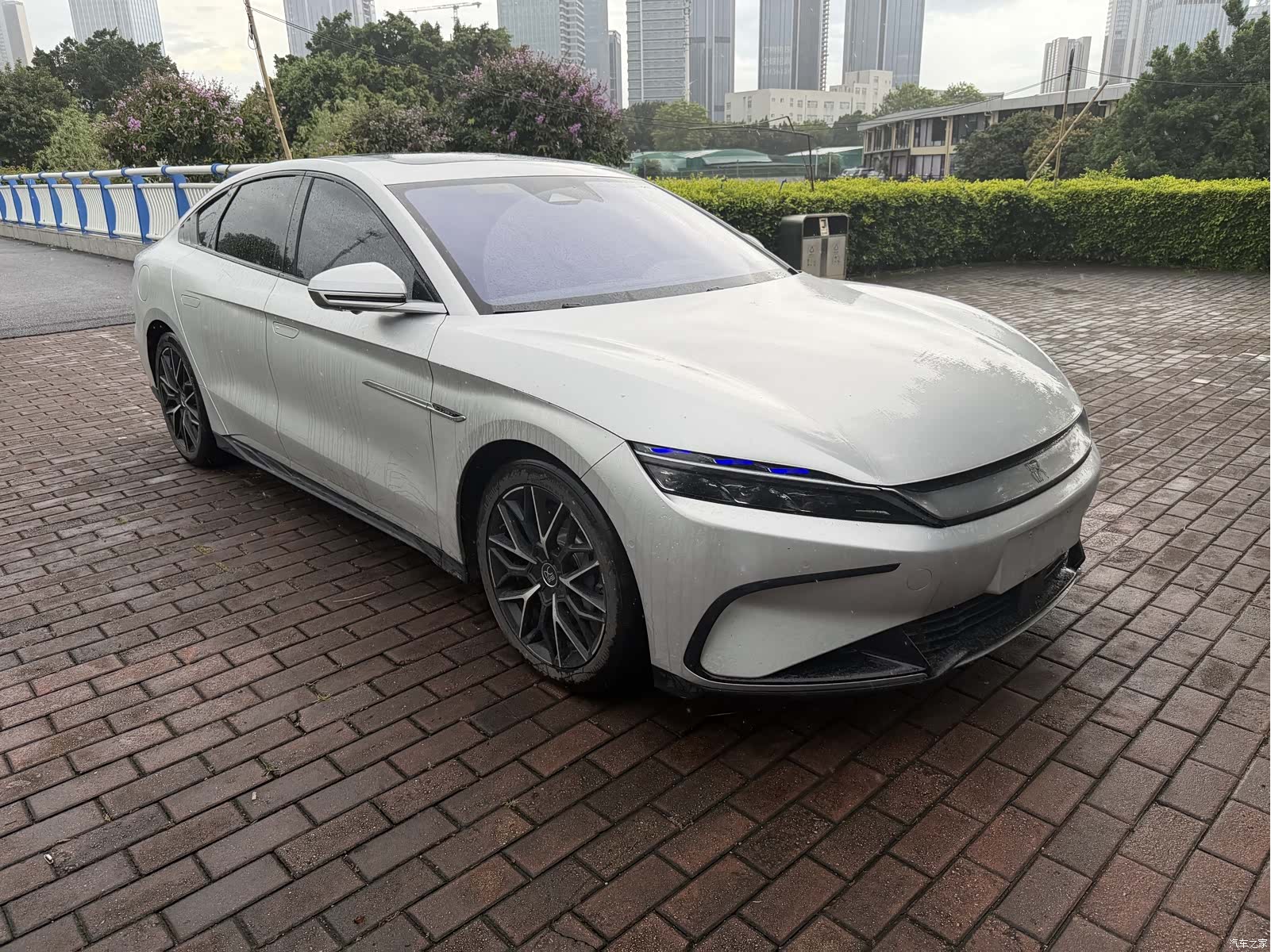 BYD Han, 2022 3