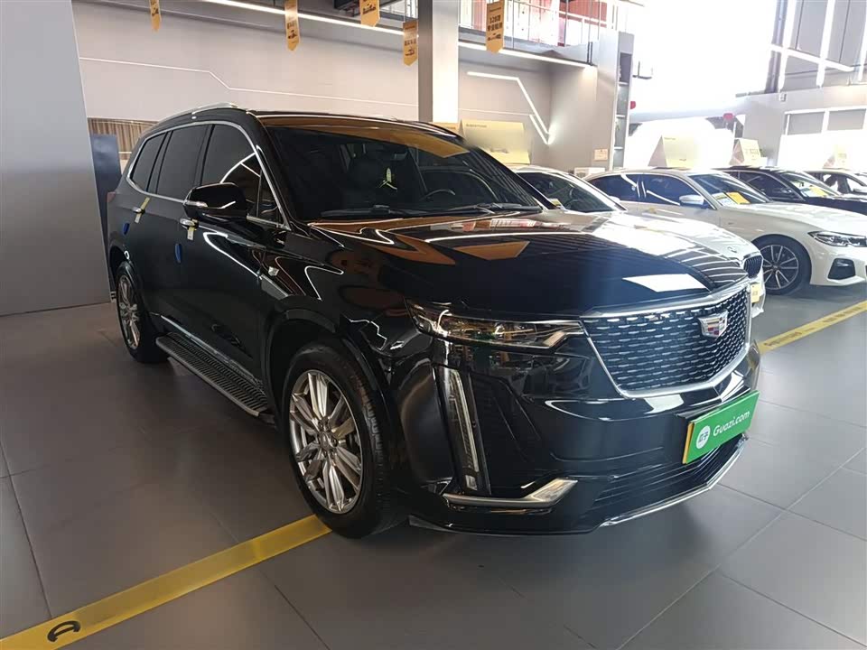 Cadillac XT6