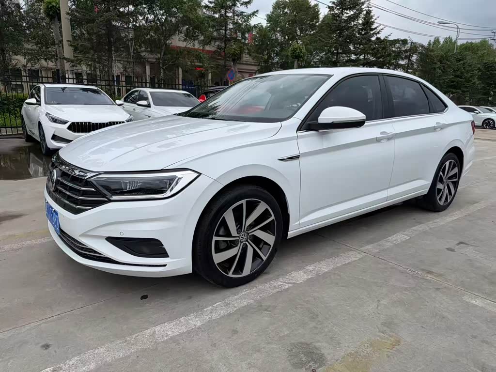 Volkswagen Sagitar