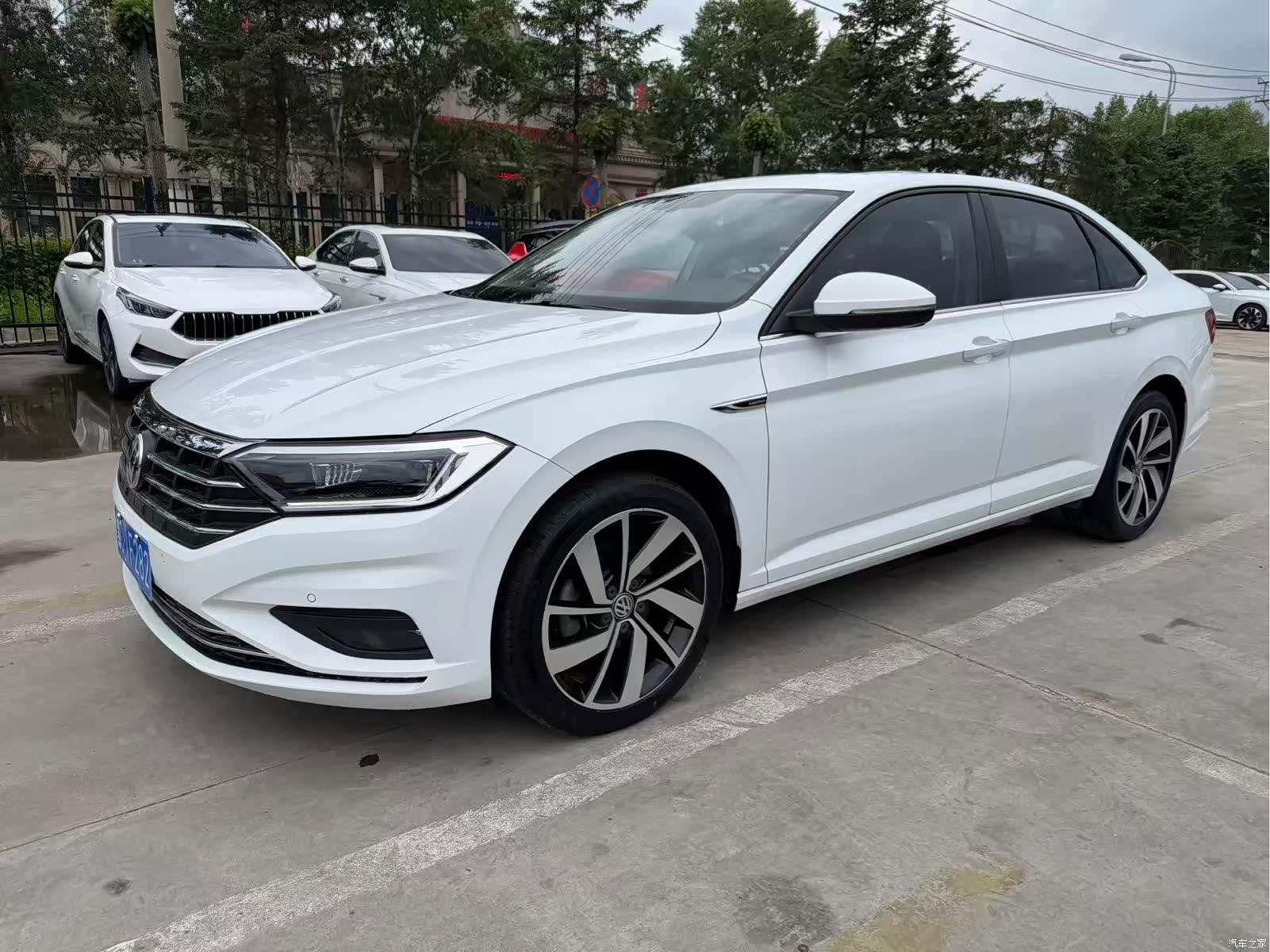 Volkswagen Sagitar