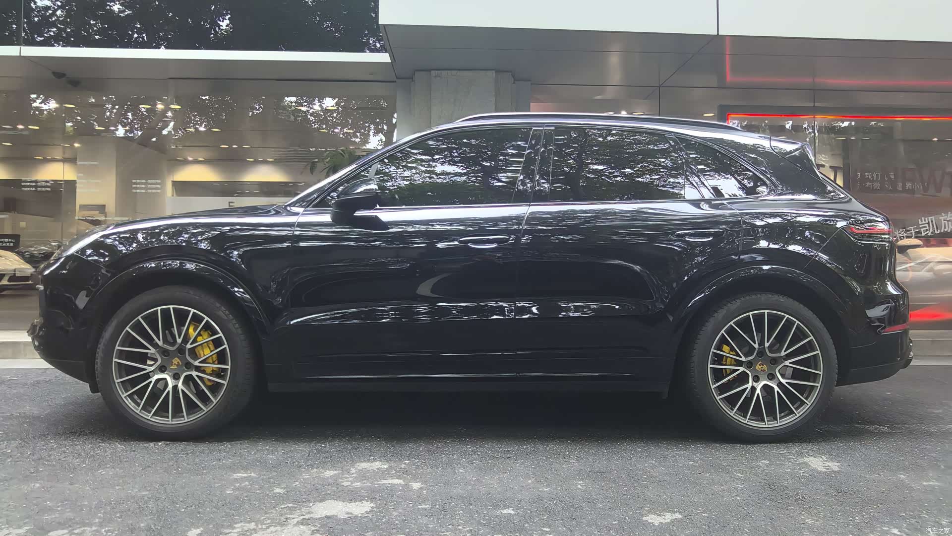 Porsche Cayenne, 2020 3
