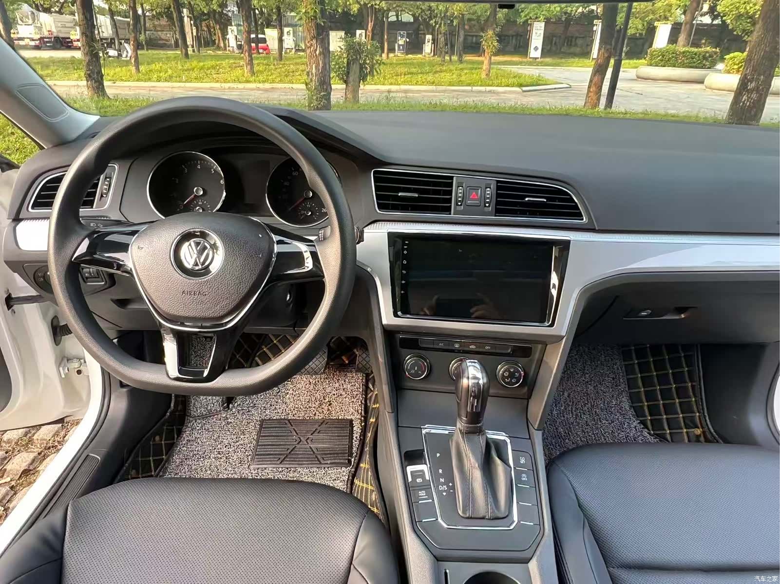 Volkswagen Lamando, 2018 10