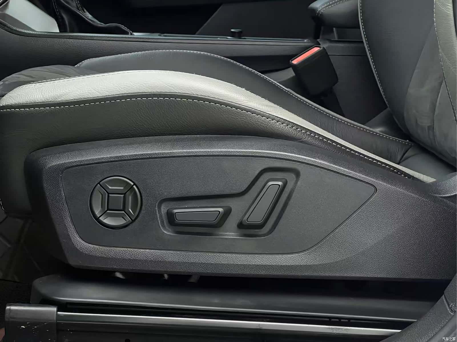 Audi Q3, 2022 19
