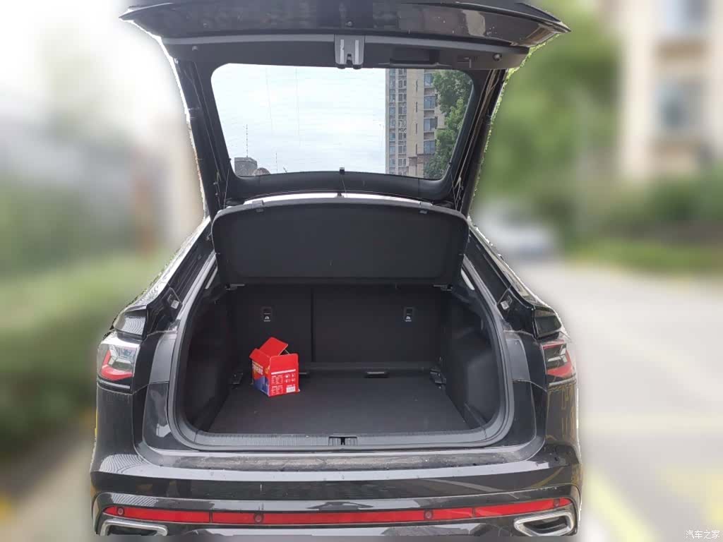 Volkswagen Tiguan, 2023 15