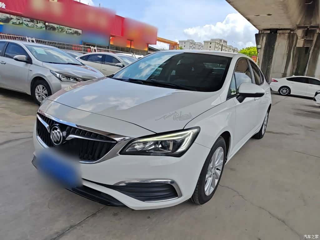 Buick Verano, 2018 1