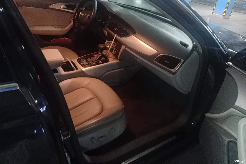 Audi A6L, 2012 8