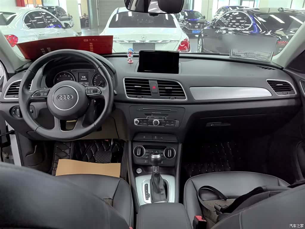 Audi Q3, 2017 10