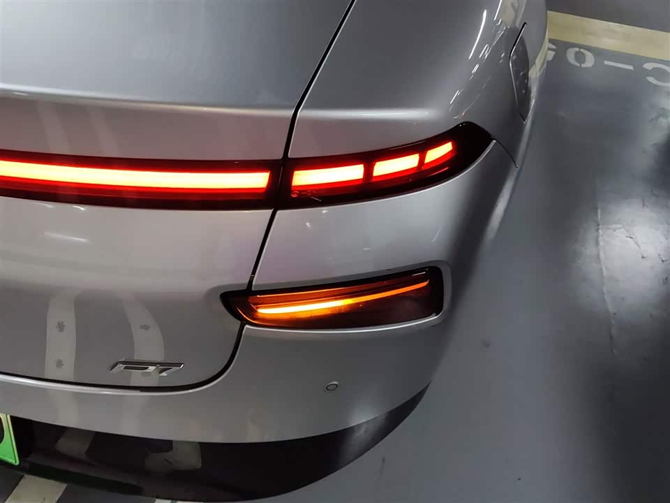 XPENG P7 XPENG P7