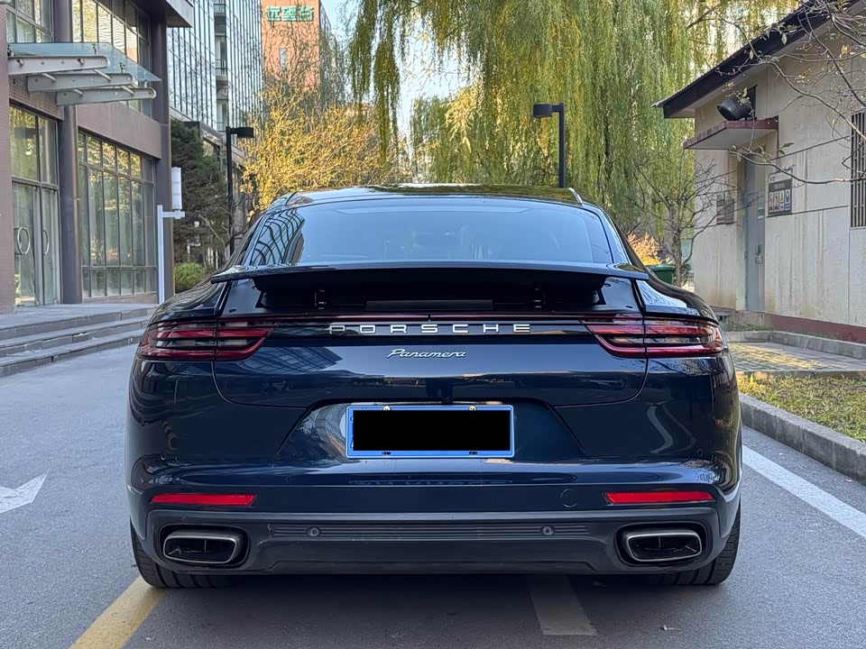 Porsche Panamera