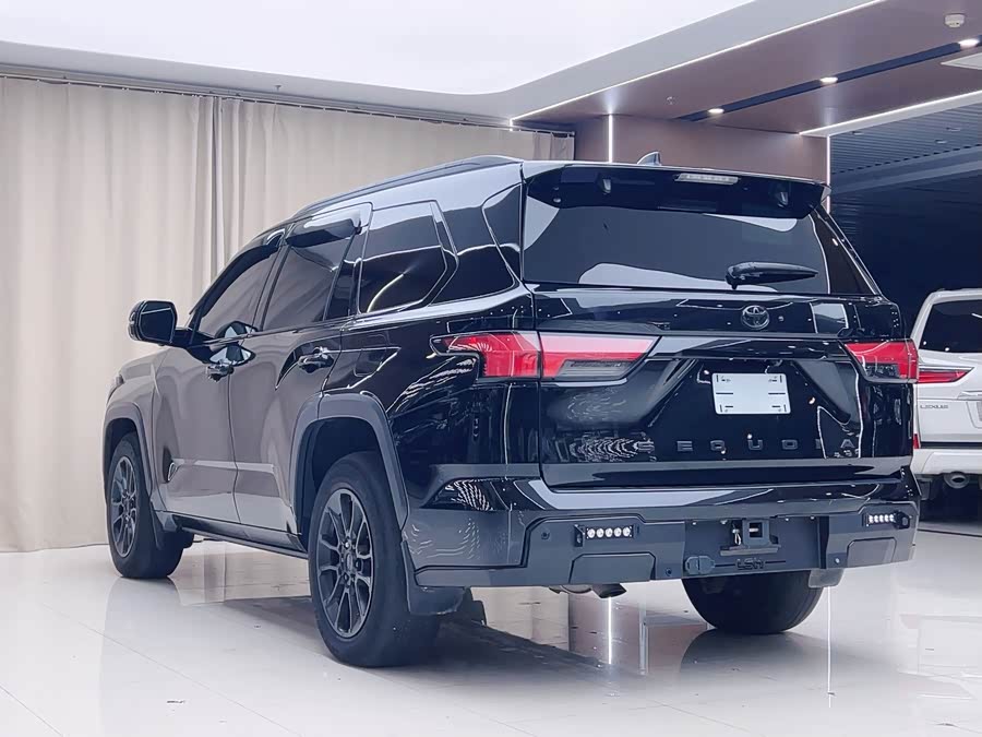 Toyota Sequoia 2024, фото 17