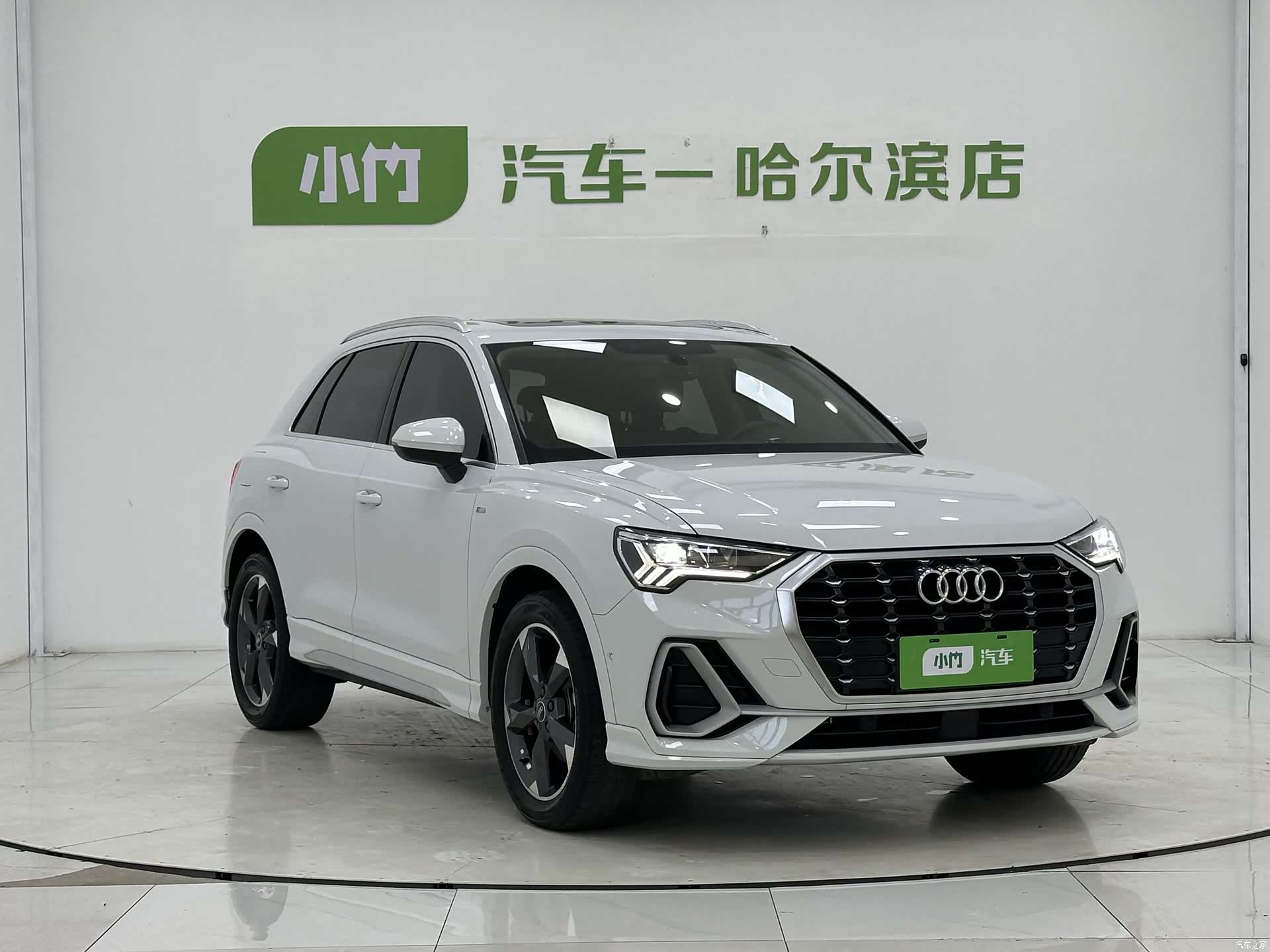 Audi Q3, 2022 3
