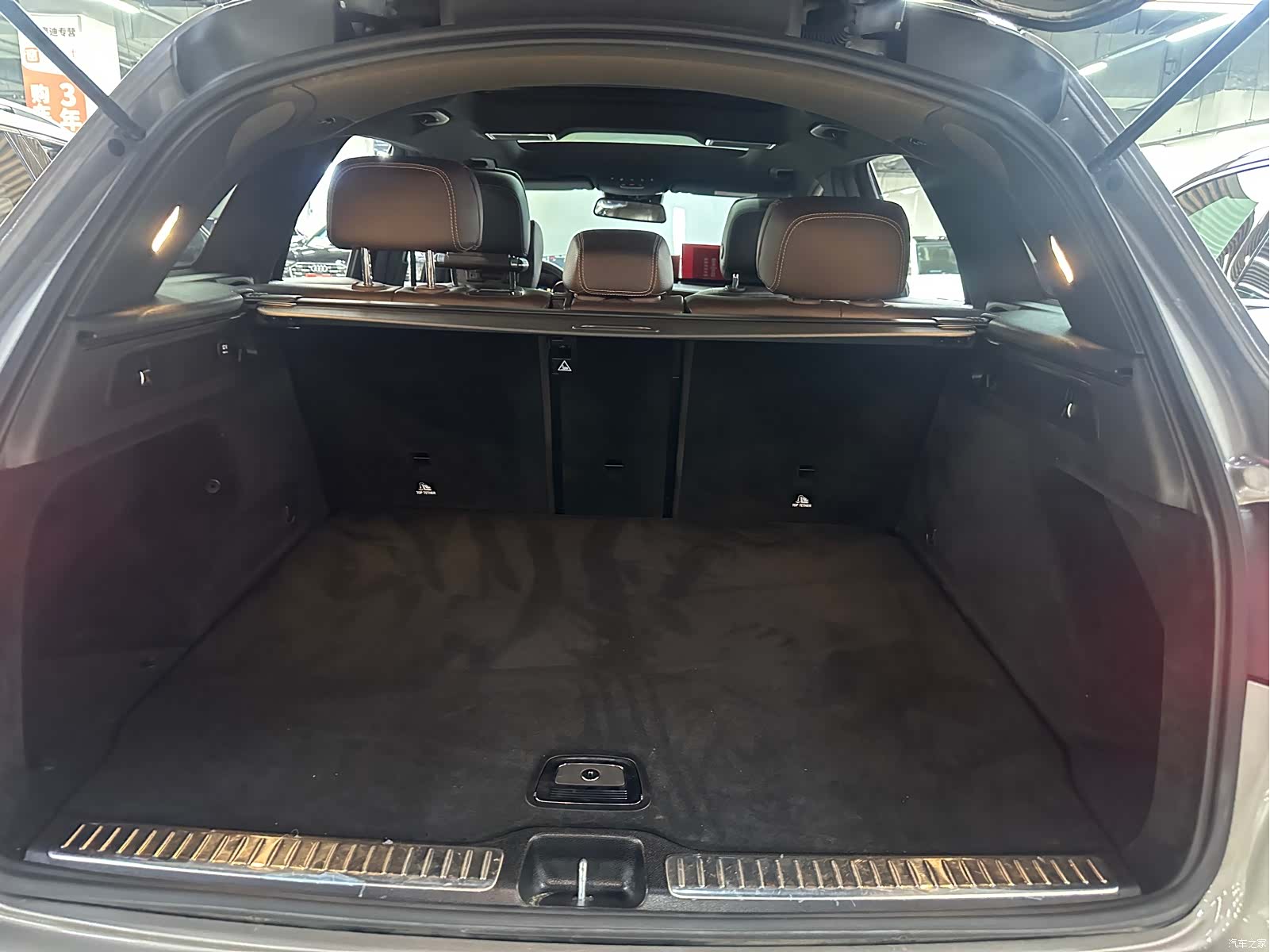 Mercedes-Benz GLC, 2019 16