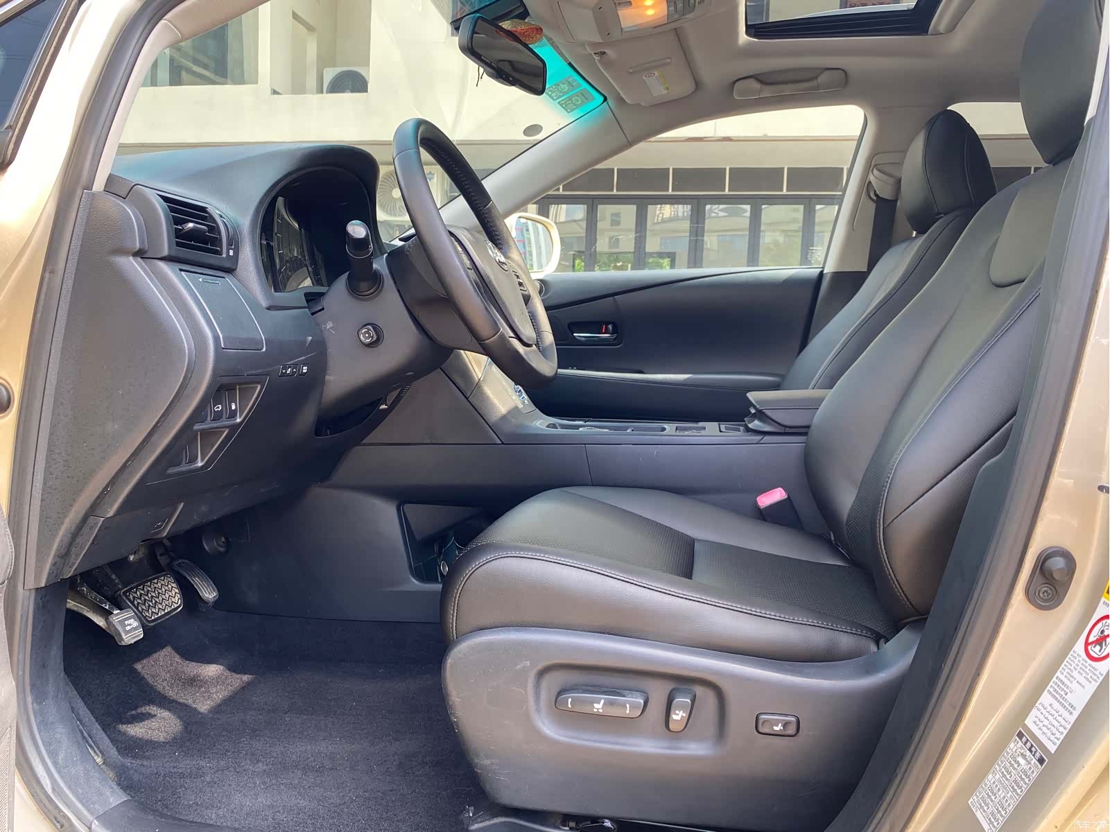 Lexus RX, 2011 10