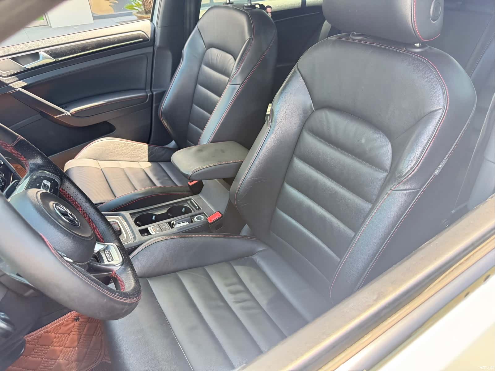 Volkswagen Golf, 2016 6