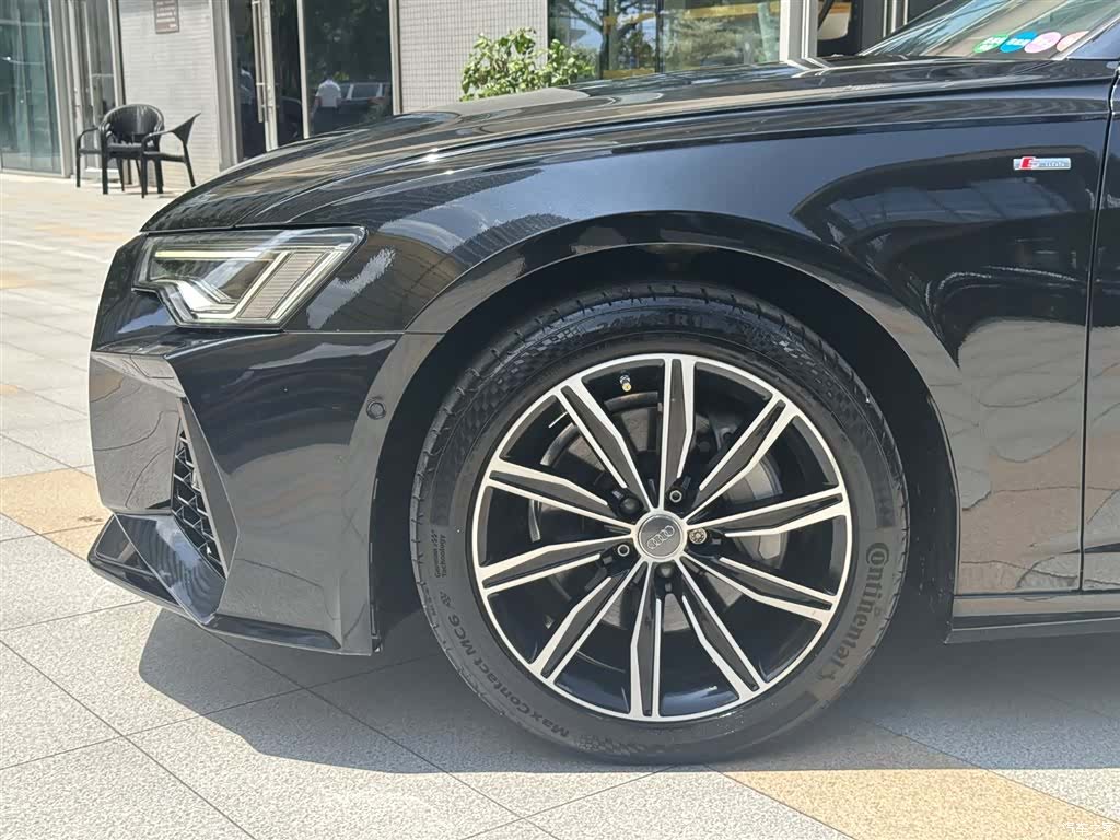 Audi A6L, 2020 все фото