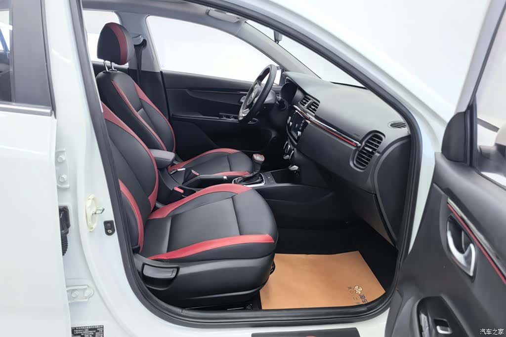 Kia KX, 2020 8