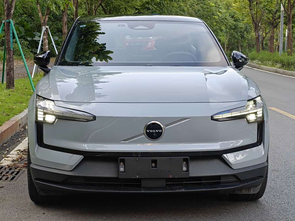 Volvo EX30