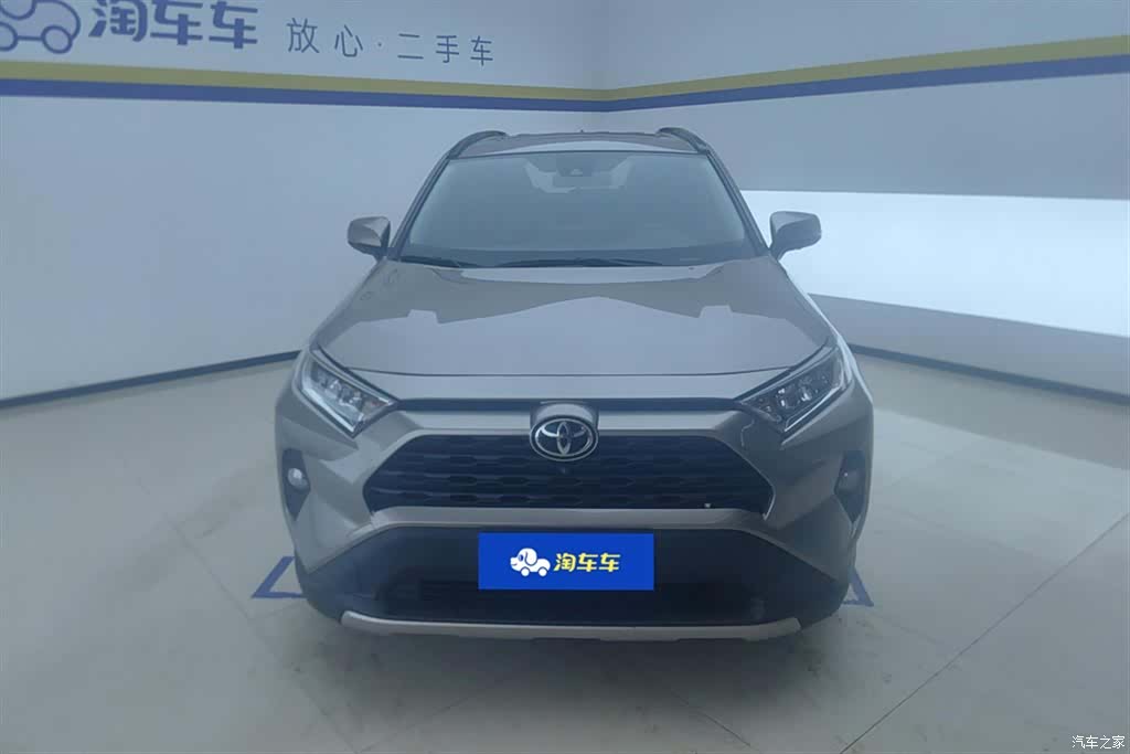 Toyota RAV4, 2021 2