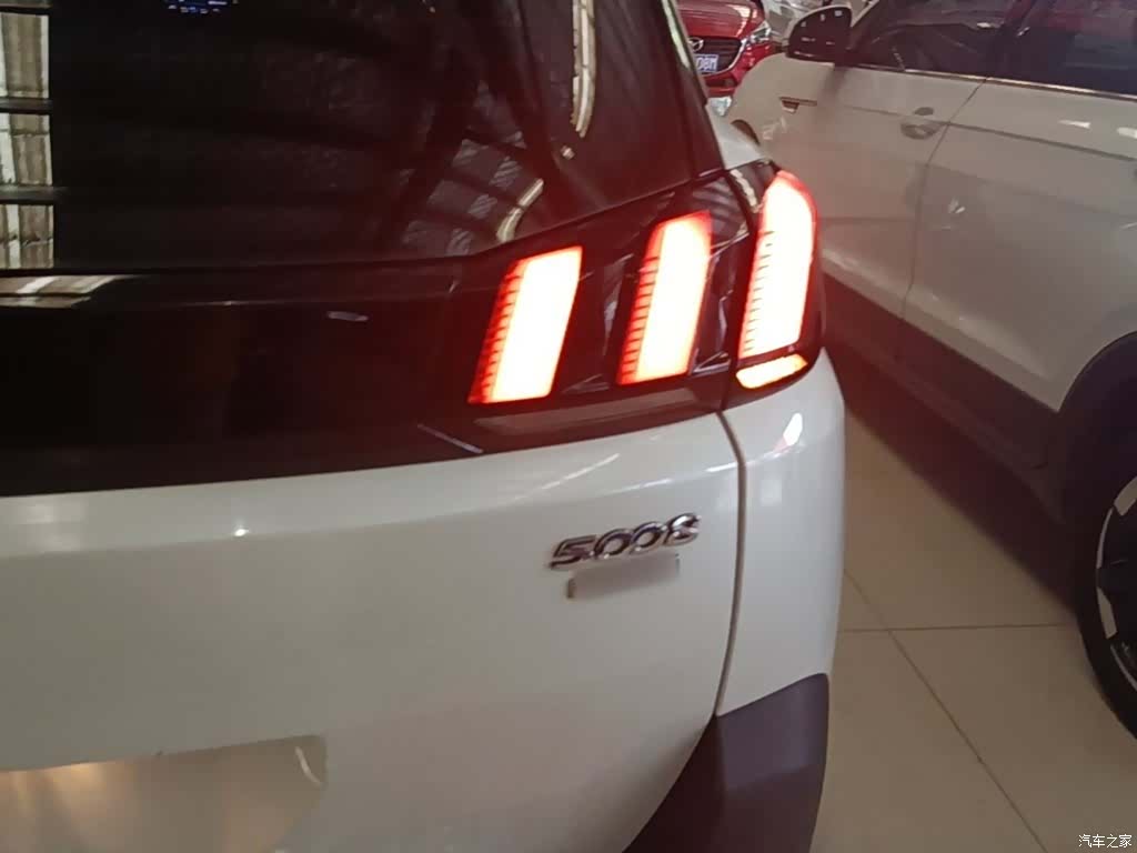 Peugeot 5008, 2018 8