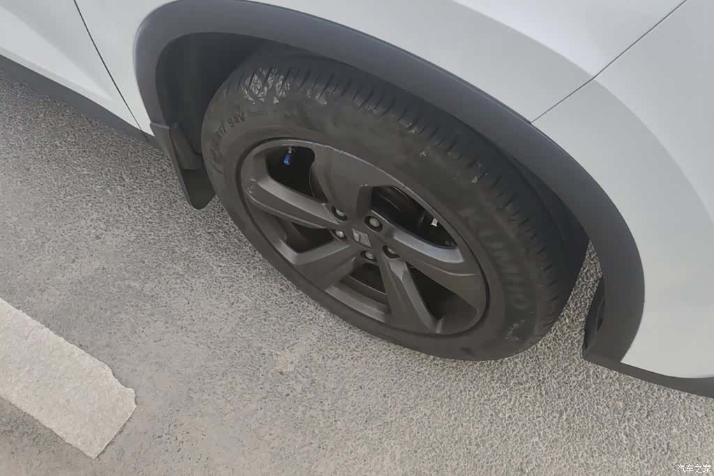 Wuling RM-5, 2021 6