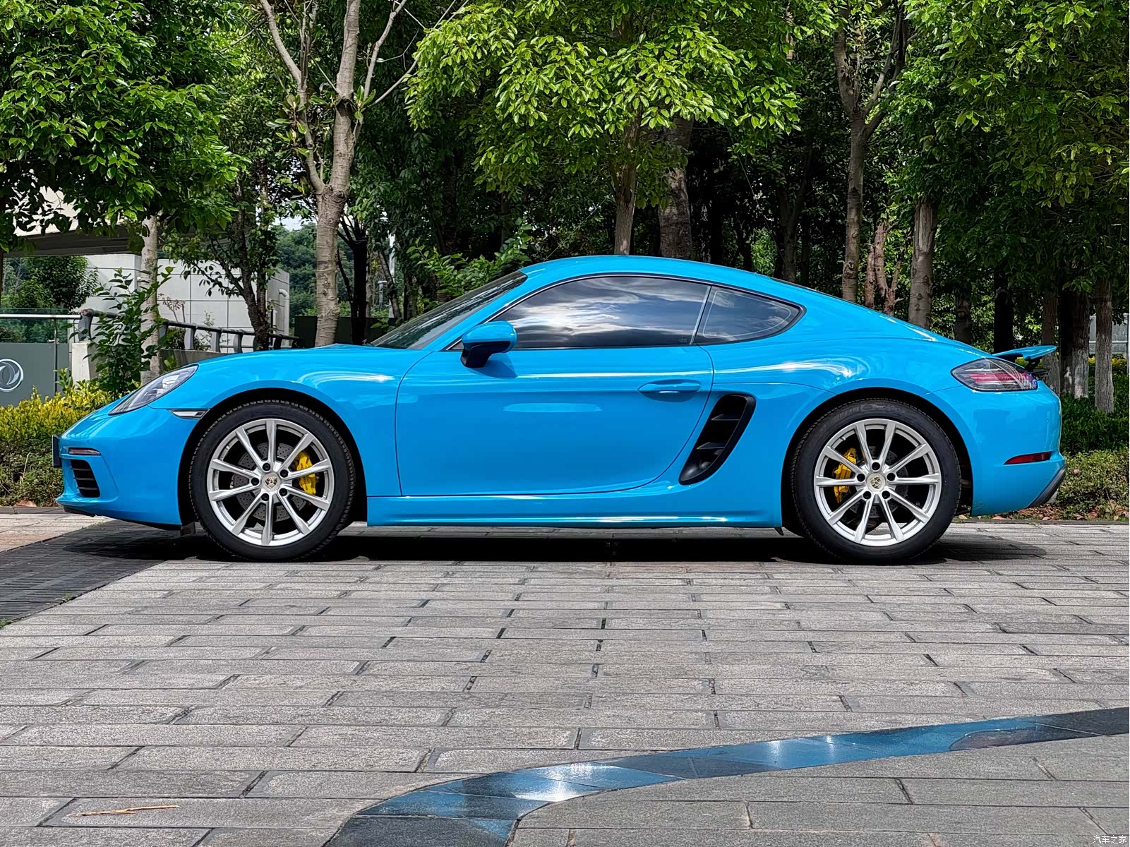 Porsche Cayman, 2017 7