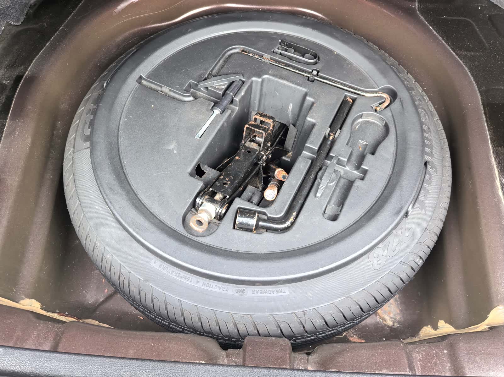 Geely Emgrand, 2016 16